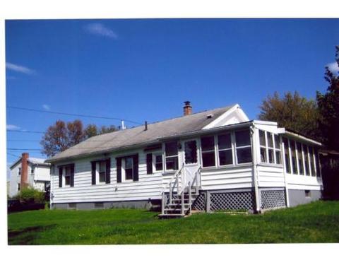 31 Laclede Ave, Chicopee, MA 01020 photo 4