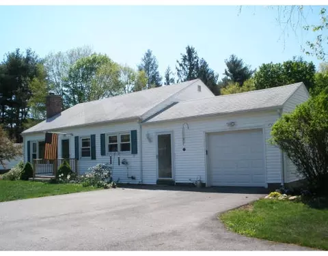 508 E State St, Granby, MA 01033 photo 1