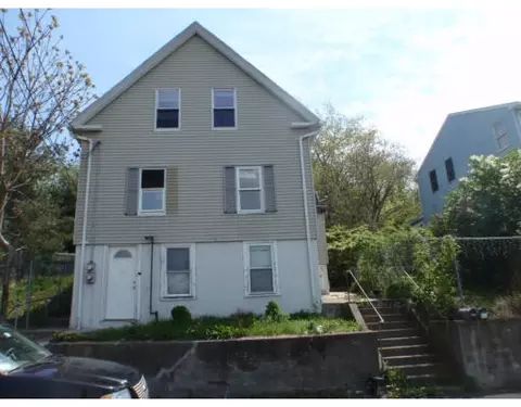 66 Orient St, Worcester, MA 01604 photo 1