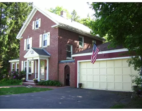 8 Larrabee Ave, Danvers, MA 01923 photo 1