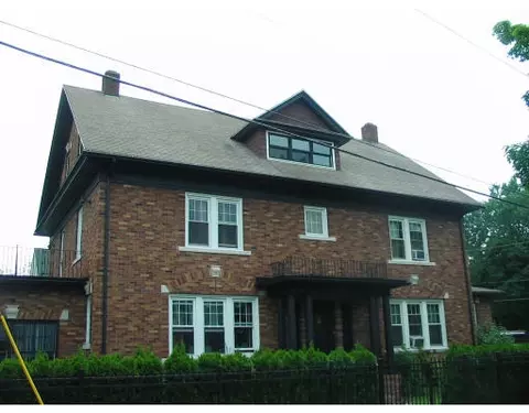 25 Roy St, Springfield, MA 01104 photo 1