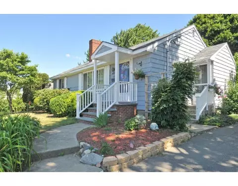 23 Andover St, Danvers, MA 01923 photo 1