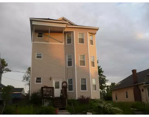 11-11 12 Ericsson St, Worcester, MA 01606 photo 1