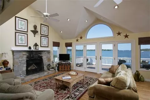 92 Kimball Beach Rd, Hingham, MA 02043 photo 1