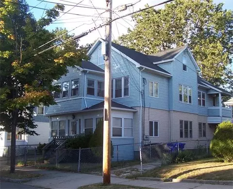 25-27 Shawmut St, Springfield, MA 01108 photo 1
