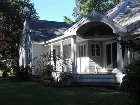 404 North St, Georgetown, MA 01833 photo 1