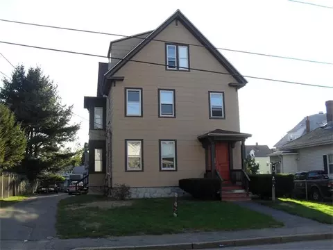 3 Everett St, Taunton, MA 02780 photo 1