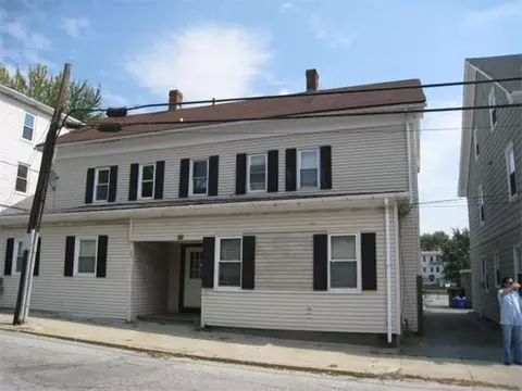 26 Fairmount St, Woonsocket, RI 02895 photo 1