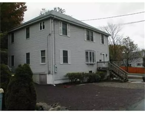 9 Eustis St, Stoneham, MA 02180 photo 1