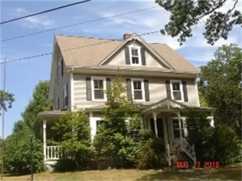 13 Powers Rd, Mendon, MA 01756 photo 1