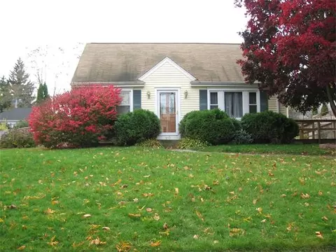 443 Snell St, Fall River, MA 02721 photo 1