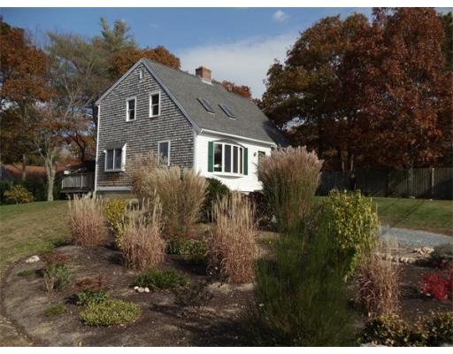 230 Knotty Pine Ln, Centerville, MA 02632 photo 2
