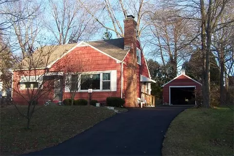 88 Ely Ave, West Springfield, MA 01089 photo 1