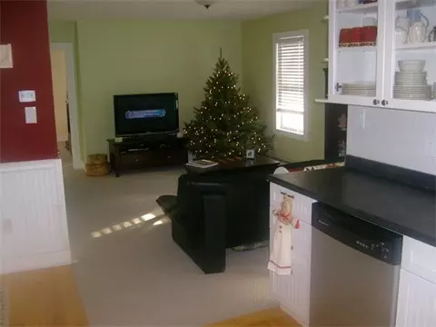 16 Spring St #A, Reading, MA 01867 photo 1