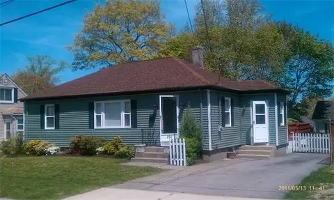 250 Calvin St, Fall River, MA 02720 photo 1