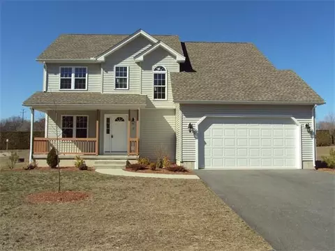 13 Willow Cir, Easthampton, MA 01027 photo 1