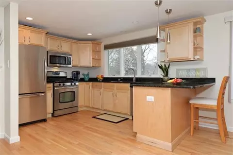 14 Rhodes Pl, Hingham, MA 02043 photo 1