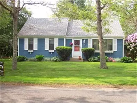 35 Main, Centerville, MA 02632 photo 1