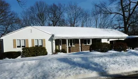 58 Herbert Rd, Braintree, MA 02184 photo 1