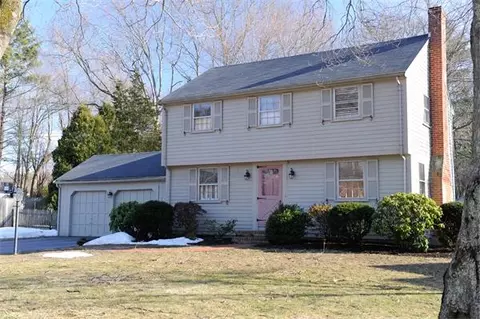 22 Winthrop Rd, Hingham, MA 02043 photo 1