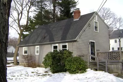 12 Curtis St, Reading, MA 01867 photo 1