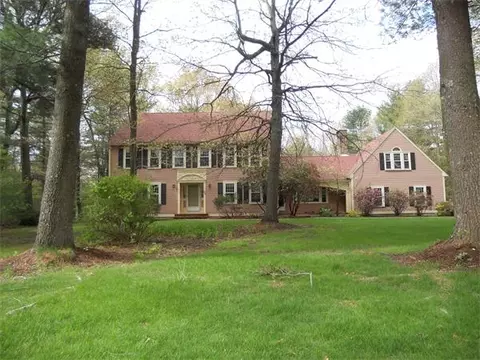 36 Wagon Rd, Walpole, MA 02081 photo 1