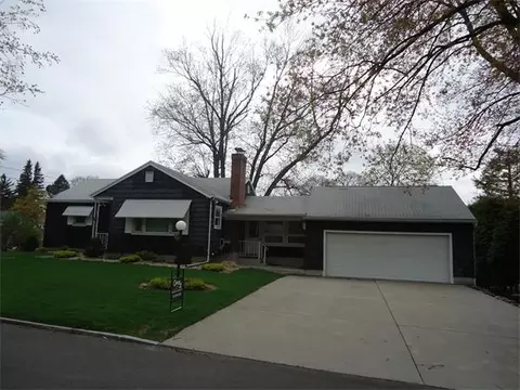 92 Benz, Springfield, MA 01118 photo 1