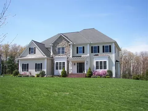 9 Dutchess Rd, Franklin, MA 02038 photo 1