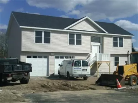 9 Ragina Ave, Webster, MA 01570 photo 1