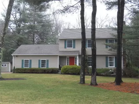 8 Pine Hill Rd, Easthampton, MA 01027 photo 1