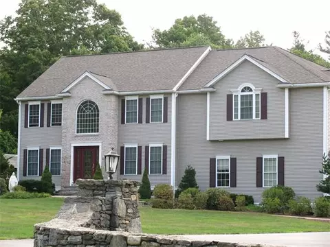 129 Putnam Hill Rd, Sutton, MA 01590 photo 1