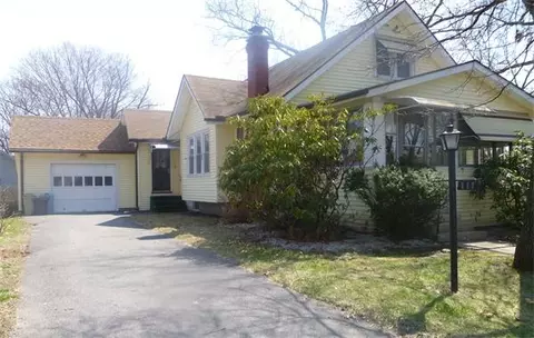 111 Ambrose St, Springfield, MA 01109 photo 1