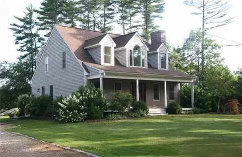 39 Pierceville Rd, Wareham, MA 02576 photo 1