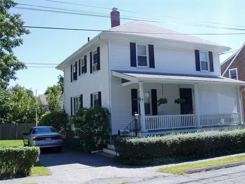 4 Abbott St, Danvers, MA 01923 photo 1