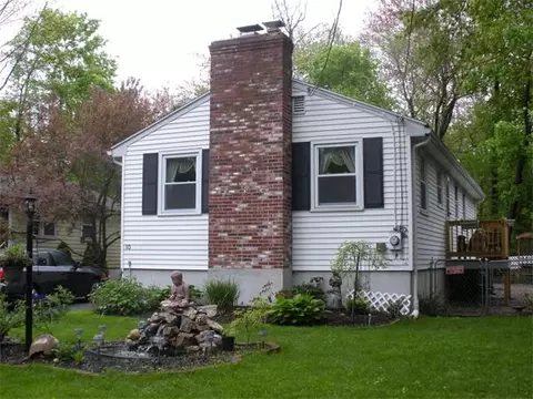 10 Ridge Rd, Reading, MA 01867 photo 1