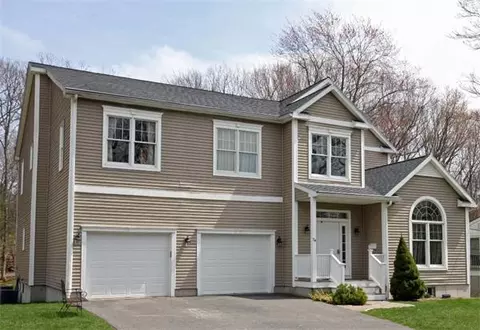 74 Robinwood Ave, Needham, MA 02492 photo 1