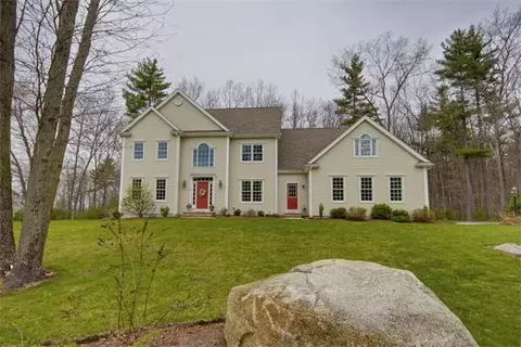 15 Juniper Rd, Upton, MA 01568 photo 1