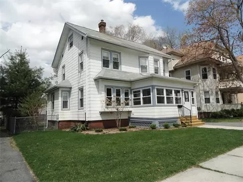 48 Biltmore St, Springfield, MA 01108 photo 1
