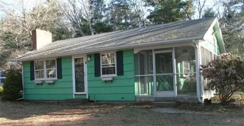 5 Cushman Rd, Wareham, MA 02571 photo 1