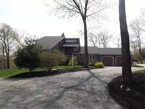234 North St, Upton, MA 01568 photo 1