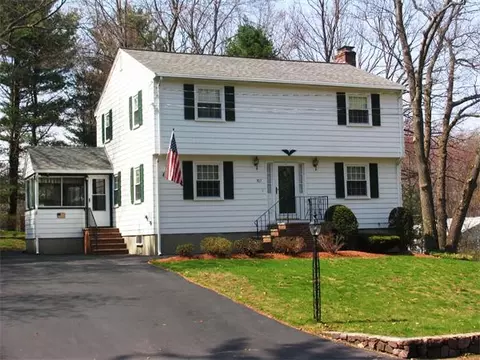 307 Franklin St, Reading, MA 01867 photo 1