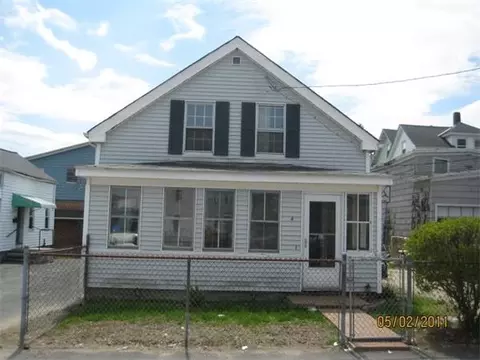 4 Barnes St, Webster, MA 01570 photo 1