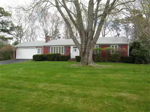274 Nottingham Dr, Centerville, MA 02632 photo 1