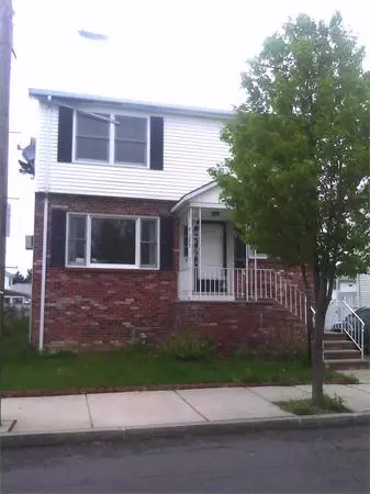 8 Windsor St, Everett, MA 02149 photo 1