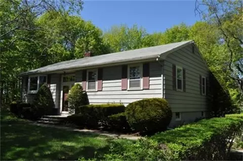 26 Grapevine Rd, Gloucester, MA 01930 photo 1