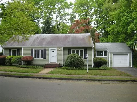 21 May St, Marblehead, MA 01945 photo 1
