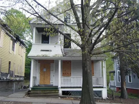 95 Central St, Springfield, MA 01105 photo 1