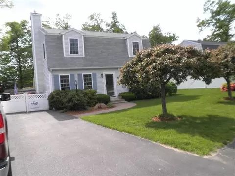 54 Santoro Rd, Worcester, MA 01606 photo 1