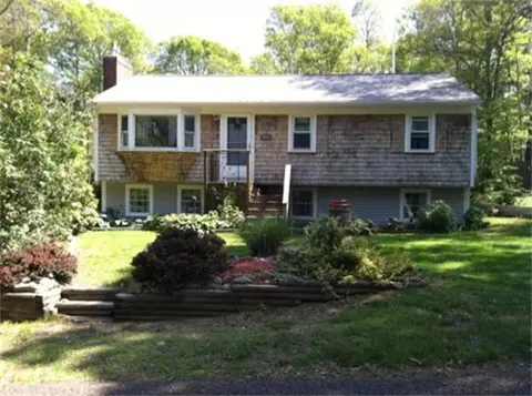 17 Ferndale Rd, Hyannis, MA 02601 photo 1