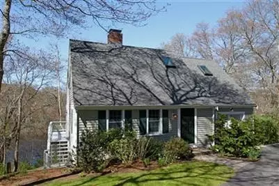 72 Three Ponds Dr, Centerville, MA 02632 photo 1